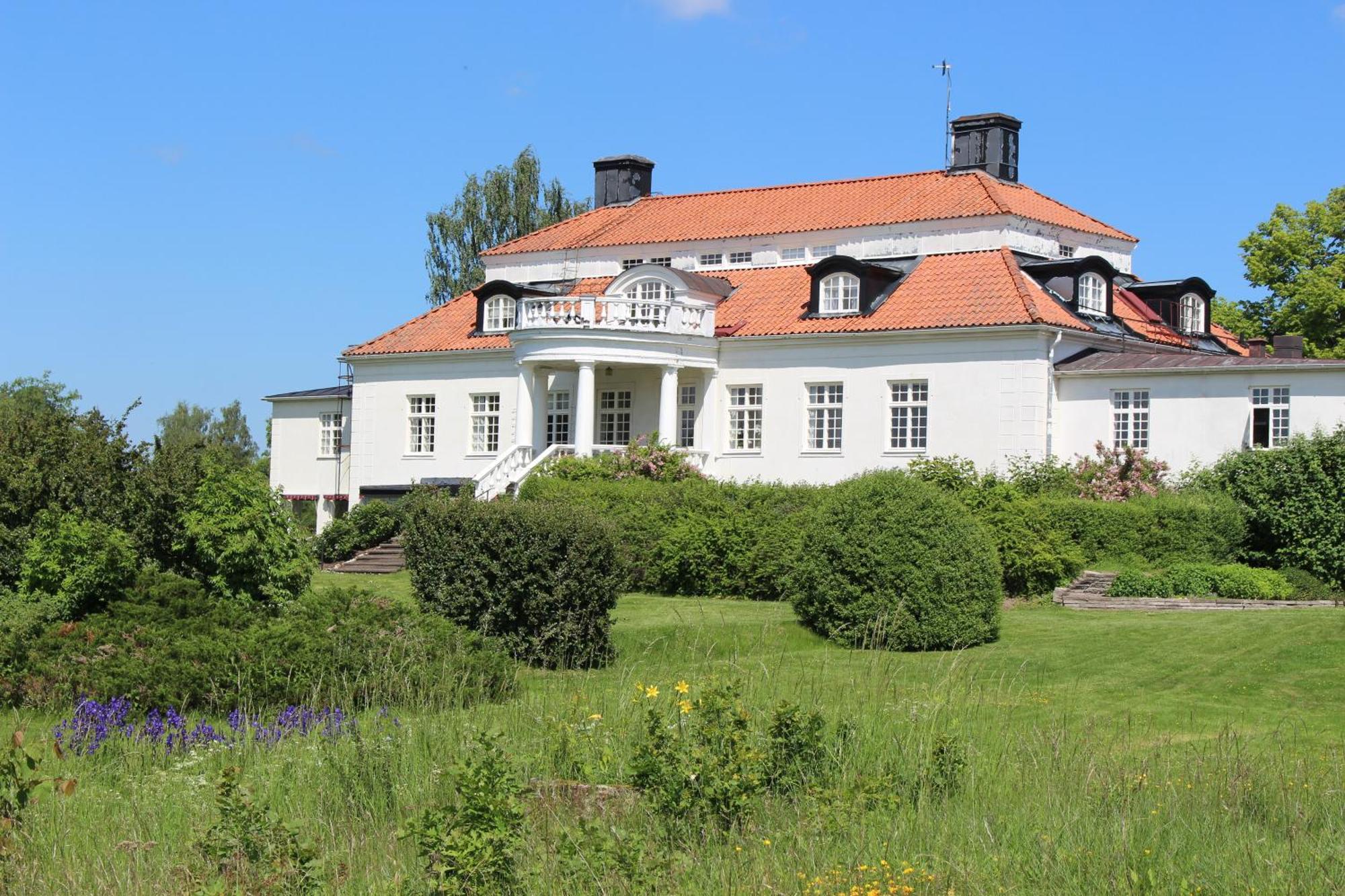 Liljeholmen Herrgard Hostel Rimforsa Esterno foto